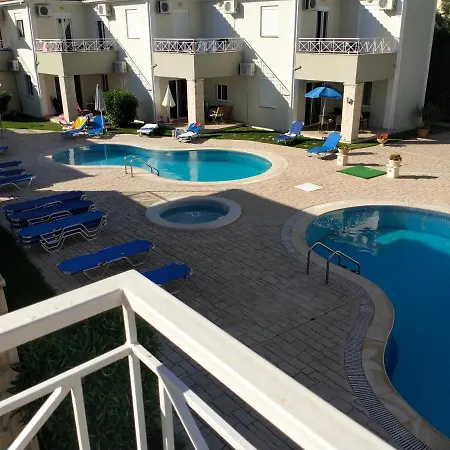 Court Villa *